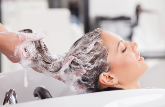 ヘッドスパと手触りが変わるトリートメントでまとまる髪へ | 仙台の美容室・HAIR&SPA kagura